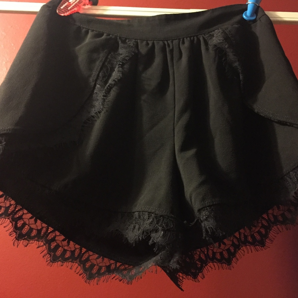Black shorts with lace detail